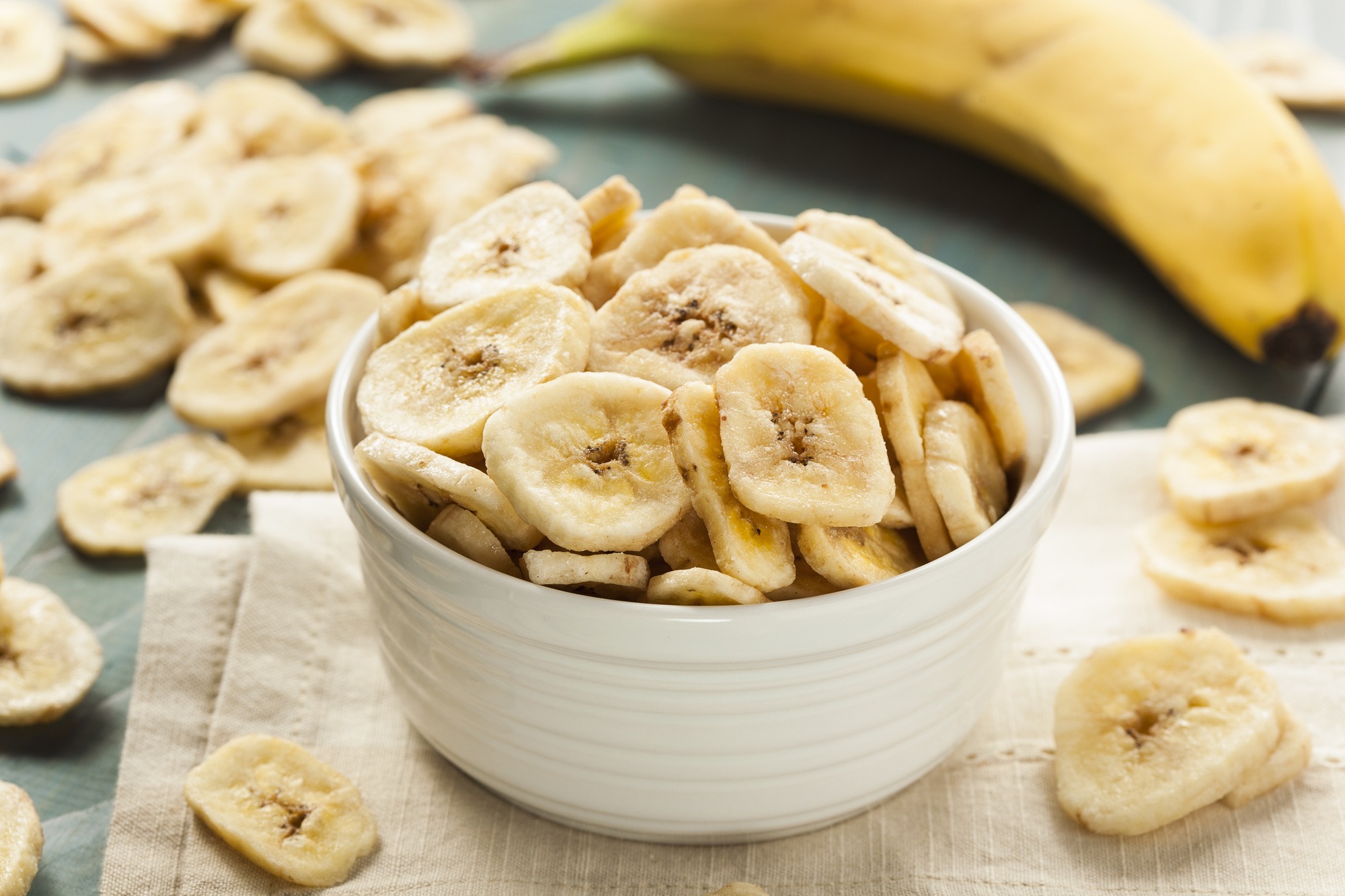 Your Guide on How to Make Dehydrated Banana Chips Everyone Will Go Bananas over