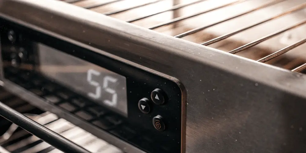digital dehydrators zoomed in dials.